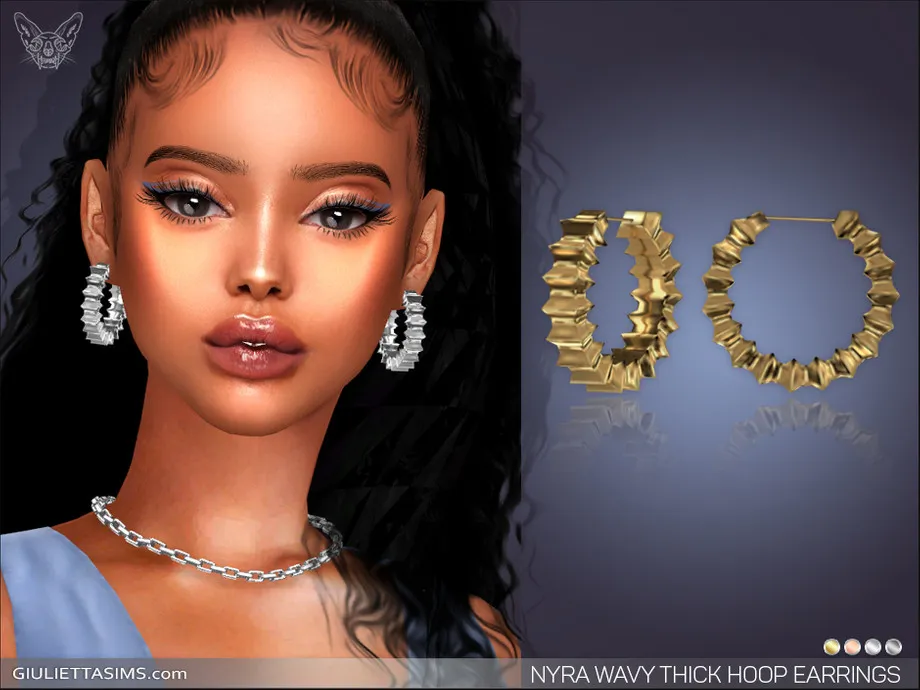 Nyra Wavy Hoop Earrings